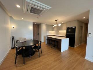 Condo for Rent at Baan Phloen Chit