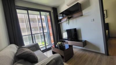 Condo for Rent at Taka Haus