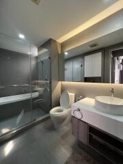 Condo for Rent at Trapezo Sukhumvit 16