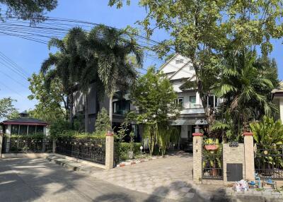 House for Sale at Baan Phattanakarn