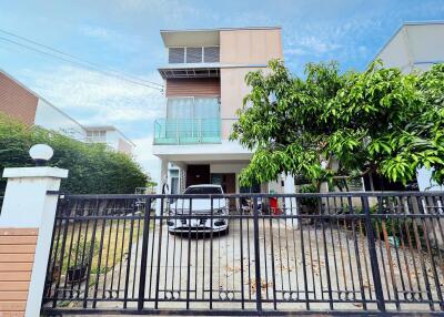 House for Sale at Home Place The Park (Ring Road - Rama 9)
