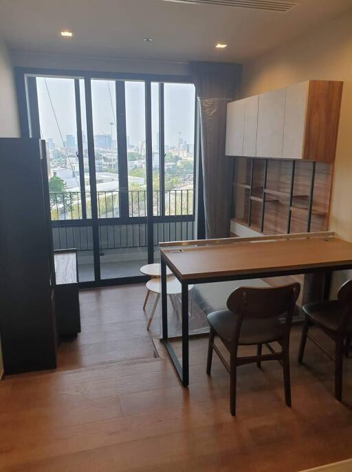 Condo for Rent at Ideo Q Victory