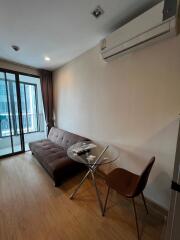 Condo for Rent at Ideo Mobi Phaya Thai