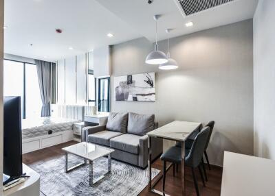 Condo for Rent at Ideo Q Victory