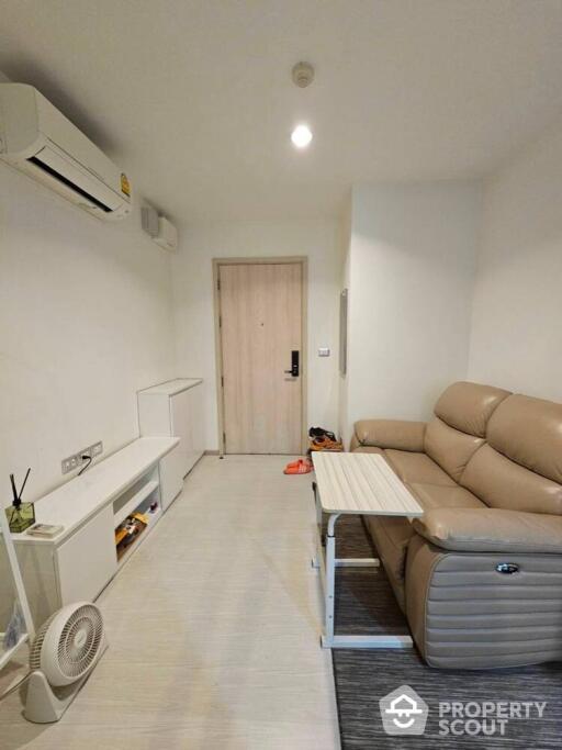 1-BR Condo at Rhythm Sukhumvit 42 near BTS Ekkamai