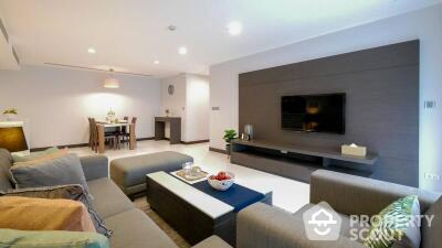 2-BR Apt. near MRT Sukhumvit