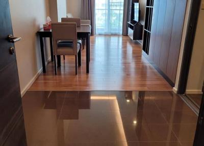 1-BR Condo at Focus Ploenchit near BTS Nana