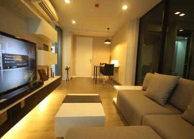 Condo for Rent at The Room Sukhumvit 40