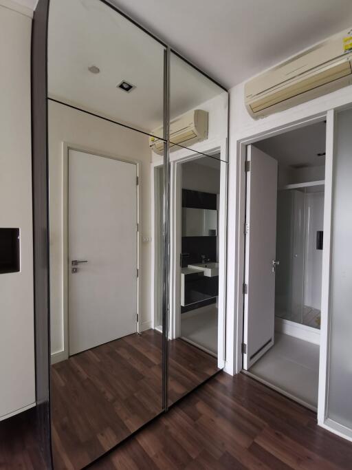 Condo for Rent at The Room Sukhumvit 62