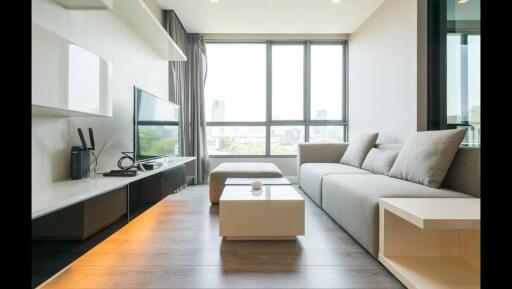 1 Bedroom Condo for Rent at The Room Sukhumvit 40