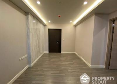 1-BR Condo at The Room Rama 4 near MRT Hua Lamphong