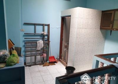 2-BR Townhouse near MRT Sam Yan