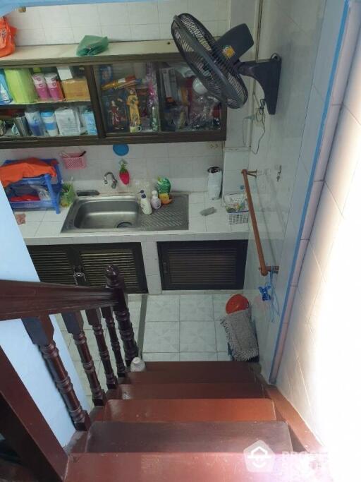 2-BR Townhouse near MRT Sam Yan