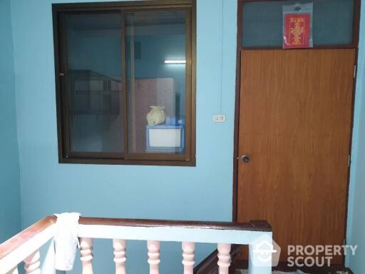 2-BR Townhouse near MRT Sam Yan