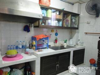 2-BR Townhouse near MRT Sam Yan