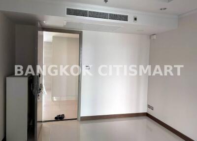 Condo at Supalai Oriental Sukhumvit 39 for sale