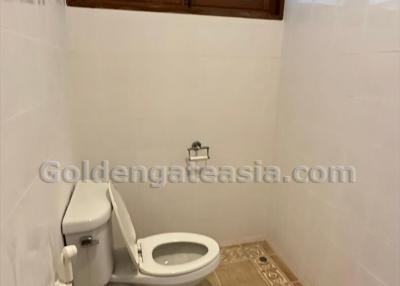 3-Bedrooms House in small compound with shared swimming pool - Thong Lo BTS