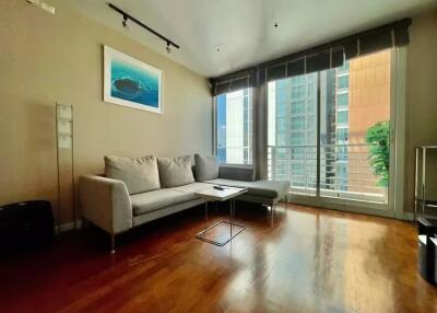 Condo for Rent at Siri Residence