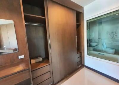 1 Bedroom Condo