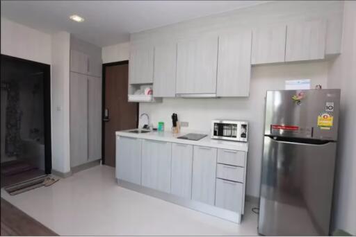 1 Bedroom Condo