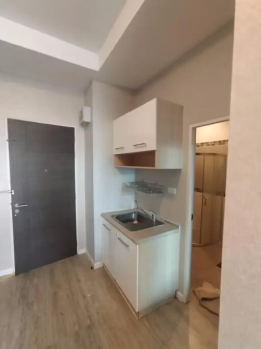 1 Bedroom Condo