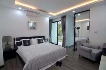 Modern Pool Villa for Rent/Sale in Wang Tan