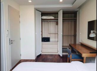 Condo for Rent at BEVERLY  33