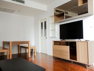 Condo for Rent at Siri Residence