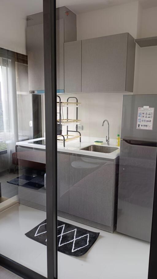 Condo for Rent at Life Asoke Hype