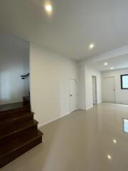 House for Rented at PLEX Onnut - Wongwaen