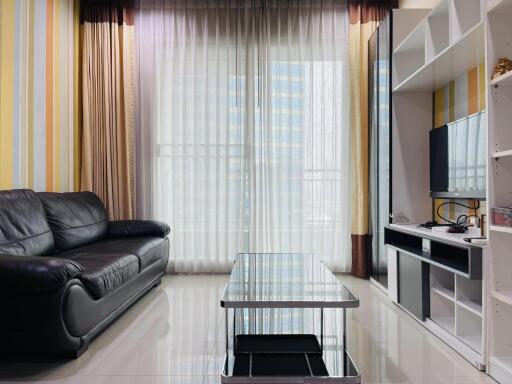 Condo for Rented at Circle Condominium