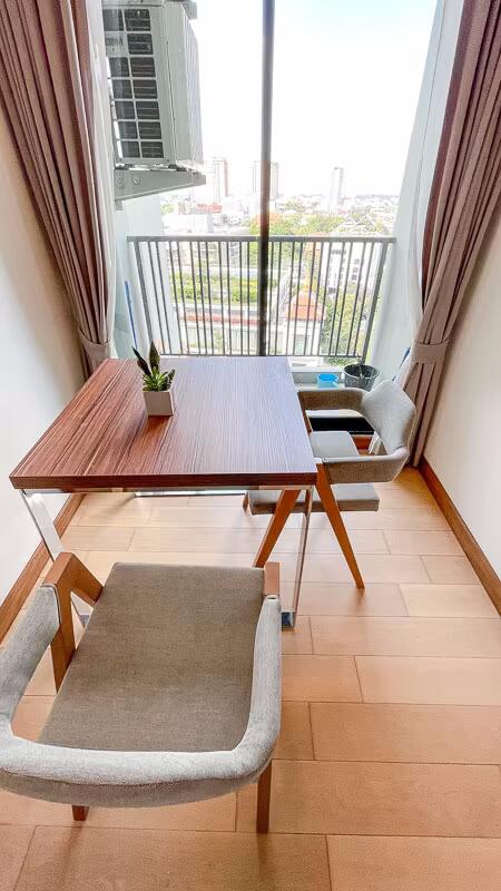 1 Bedroom Condo