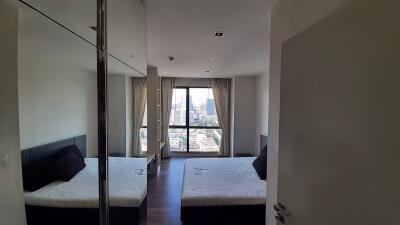 1 Bedroom Condo for Rent at The Room Sukhumvit 62