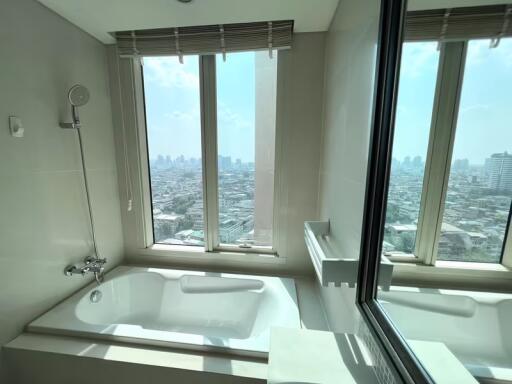 Watermark Chao Phraya - 2 Bed Condo for Rented *WATE4954