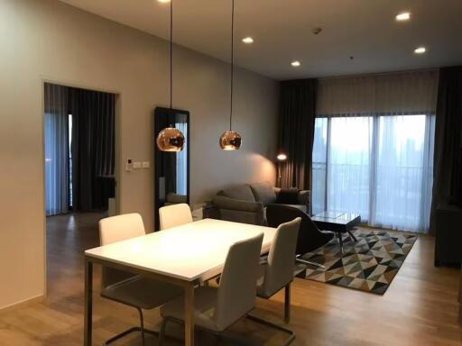 2 Bedrooms Condo For Rent At Noble Reveal
