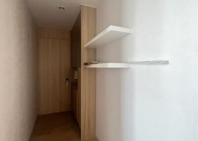 1 Bedroom Condo