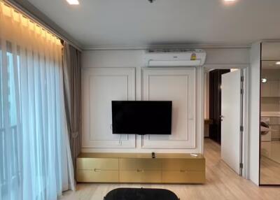 2 Bedroom Condo For Rent