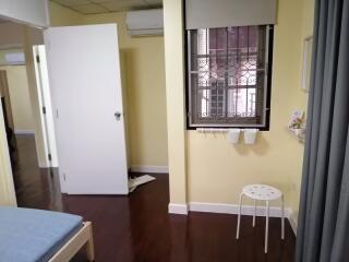 House for Rent in  La Salle Soi 71