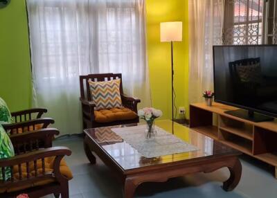 House for Rent in  La Salle Soi 71