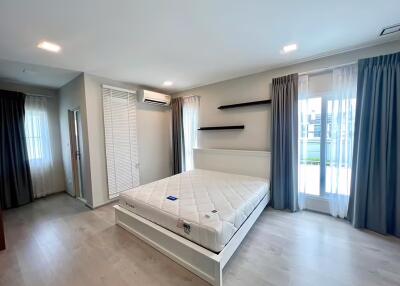 2 Bedroom House For Rent: Anya Village, Bangna - Ramkhamhaeng 2