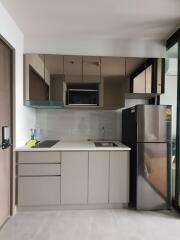 Studio for Rent in Huai Khwang