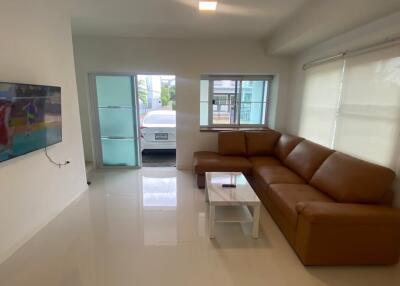 Townhouse for Rent at Indy 2 Bangna-Ramkhamhaeng 2