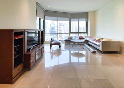 Newly Renovated 1BR for Rent at The Lakes - Fully Furnished High Floor - 920071001-12679