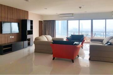 For Sale with Tenant at Saichol Mansion, Near BTS Saphan Taksin