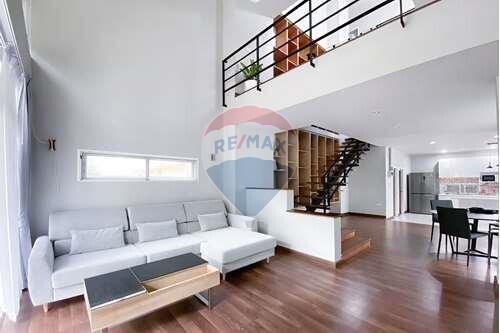 Modern 3-Story Townhouse in Watthana for Sale