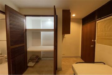 Spacious 3BR Condo with Maid Room - Grand Ville House 1, Sukhumvit 24 - 920071001-12660