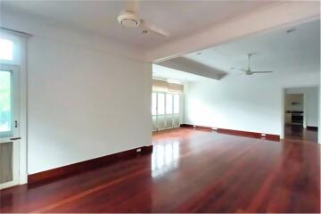 For Rent 4Bedrooms Single House with Pool + Big Garden in Sukhumvit  - Near BTS Phrom Phong - 920071001-12664