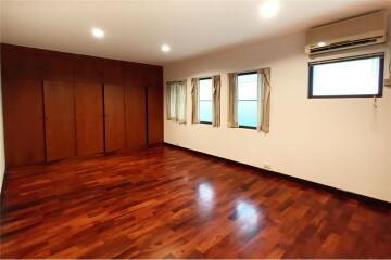 For Rent Single House with Pool- 3 Bedrooms  -  Easy walk to BTS Phrom Phong - 920071001-12659