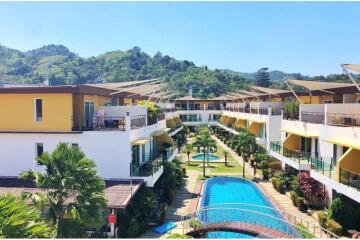 Kamala Beach, Cafe Del Mar, Phuket Fantasea, Townhouse mountain view