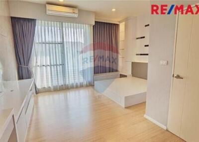 200 Sqm., 4 Beds Townhouse listed for ฿ 5,990,000.